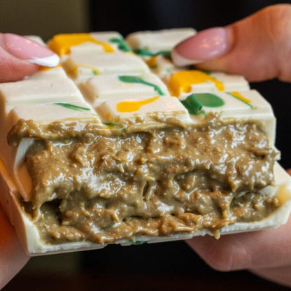 Dubai Dream White Chocolate Bar 145 (20 Pack)